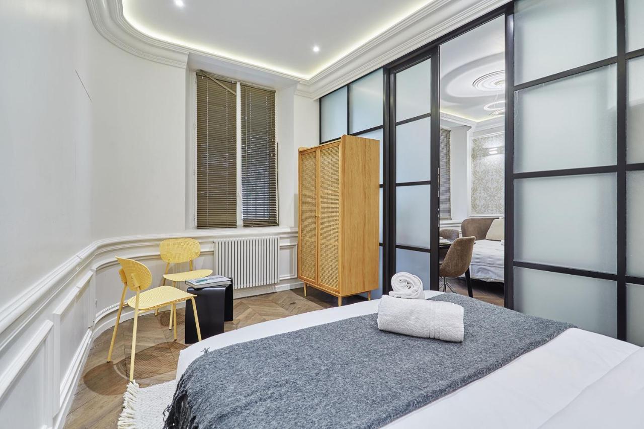 Apartment Louvre Museum By Studio Prestige Paris Eksteriør bilde